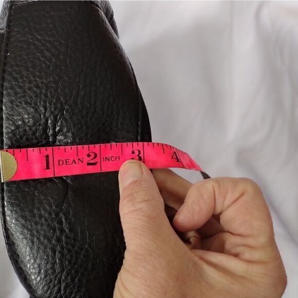 Etienne Aigner shoulder bag - Picture 7 of 7